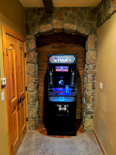 closed inward swing arcade door